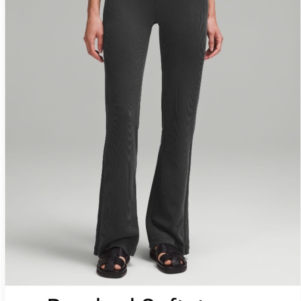 Awesome Lulemon Softstreme pants